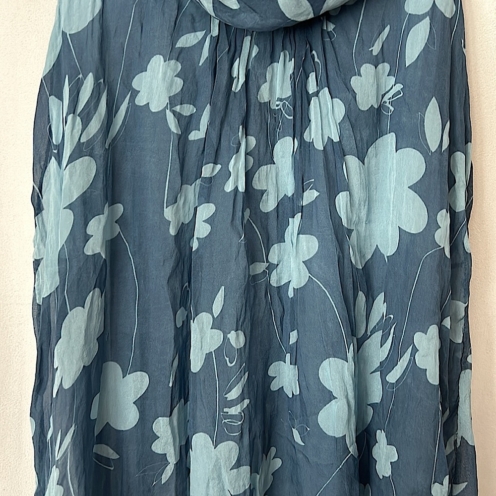 Carla Conti Blue Floral 💯% Silk Sleeveless Blouse Shirt Top **Size M**🦋🦋 - Picture 4 of 5